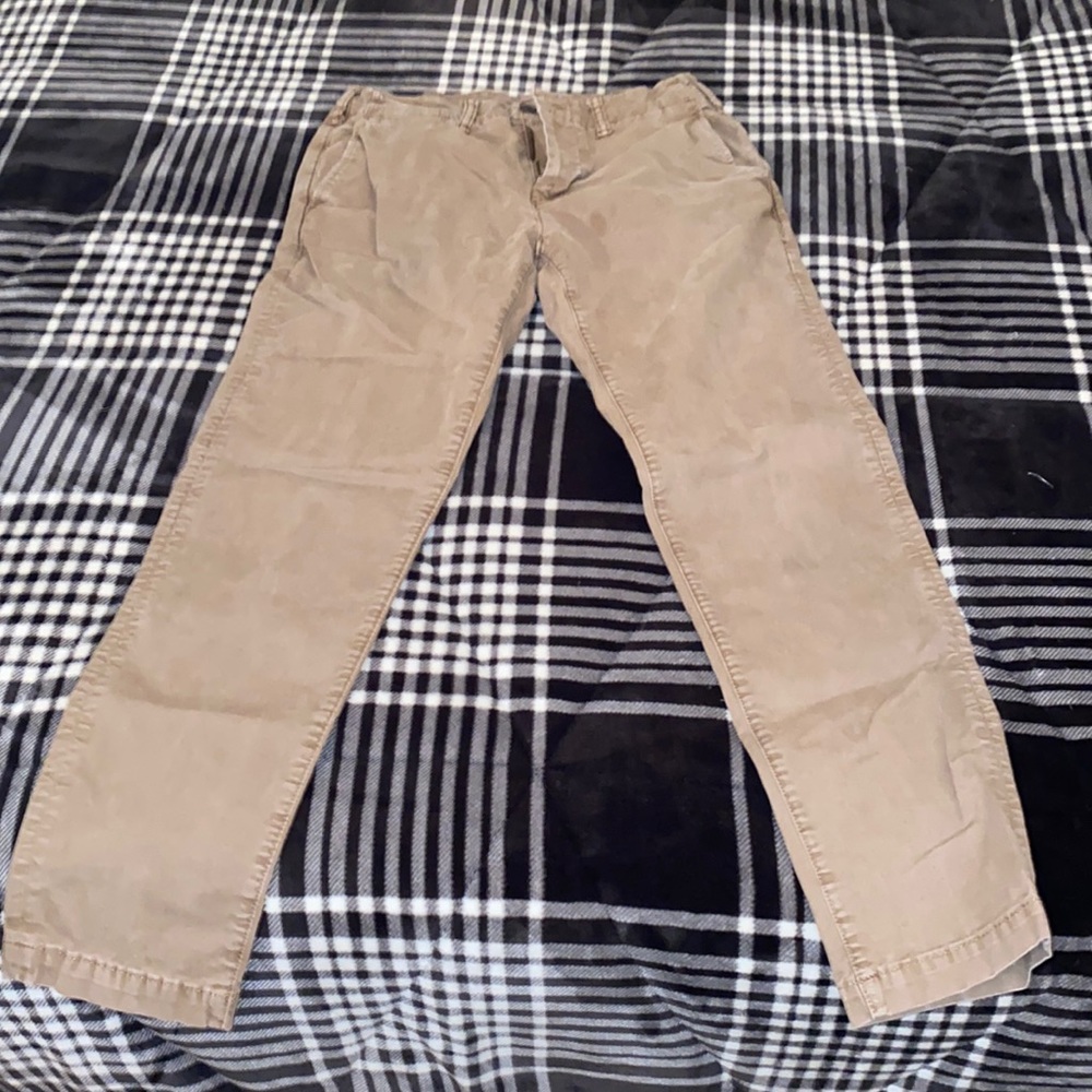 American Eagle Khakis 29 x 32